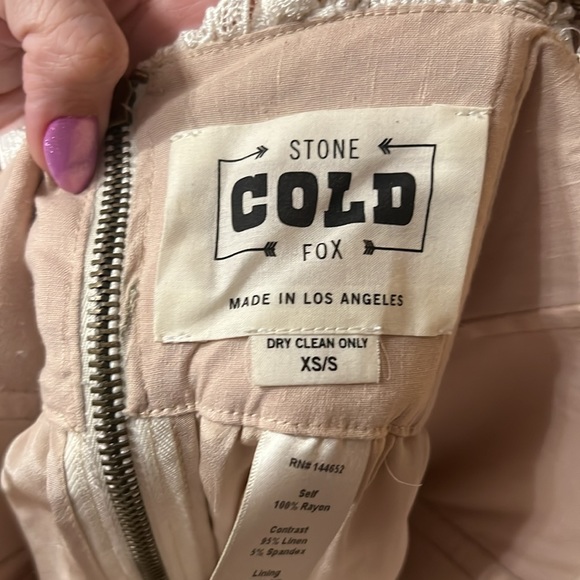 Stone Cold Fox Lace Iowa Dress - Picture 7 of 11